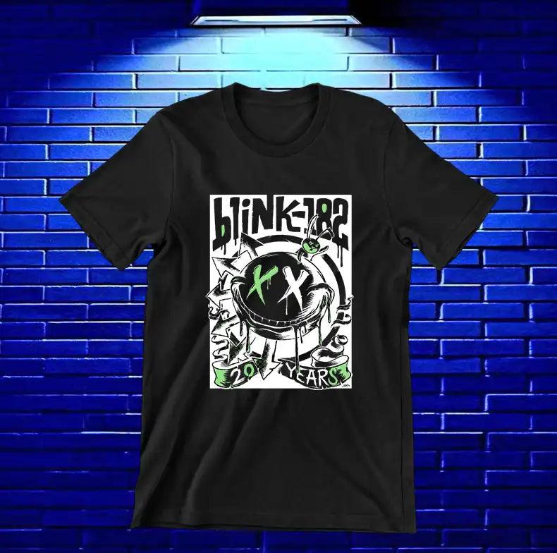 Camiseta Blink-182 – 20 Years · rostro sonriente · Negra