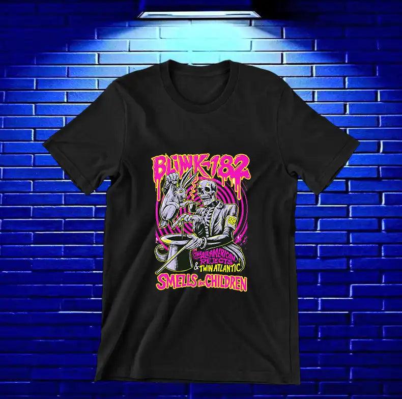 Camiseta Blink-182 – Ilustración psicodélica rosa · Negra