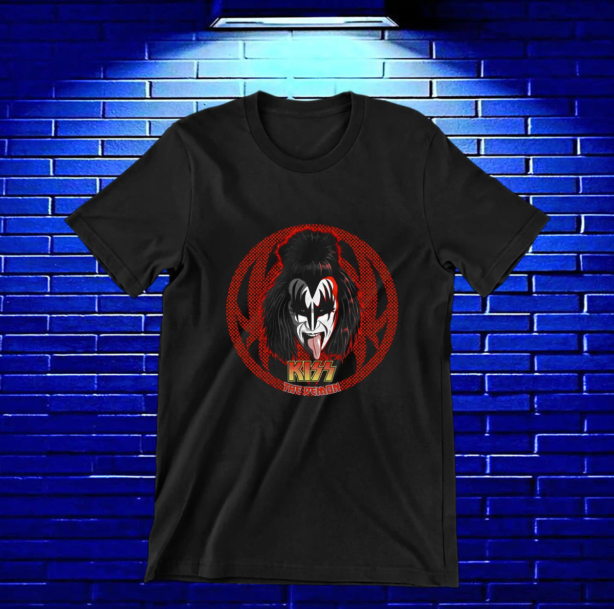 Camiseta KISS – Gene Simmons · círculo rojo · Negra