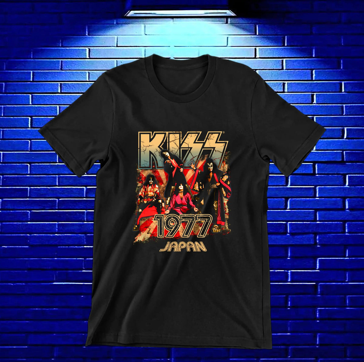 Camiseta KISS – Japan 1977 · retratos · Negra