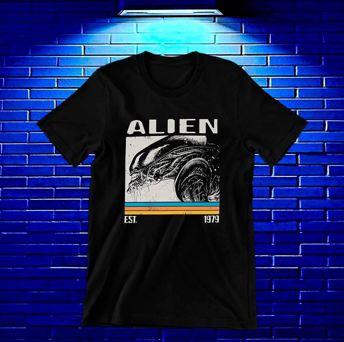 Camiseta Alien – Xenomorfo · cartel monocromático · Negra