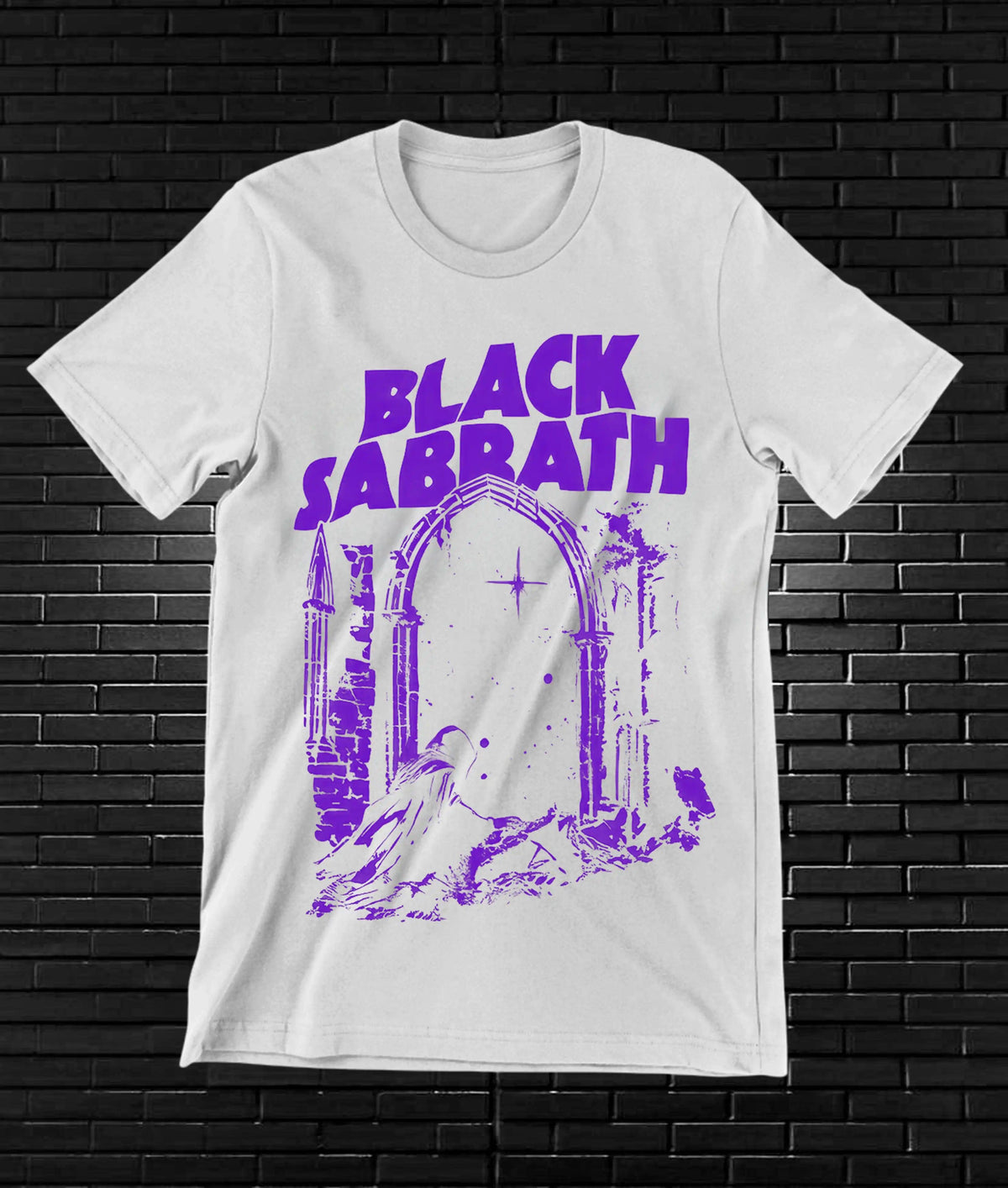 Camiseta Black Sabbath – Portal entre árboles · Blanca