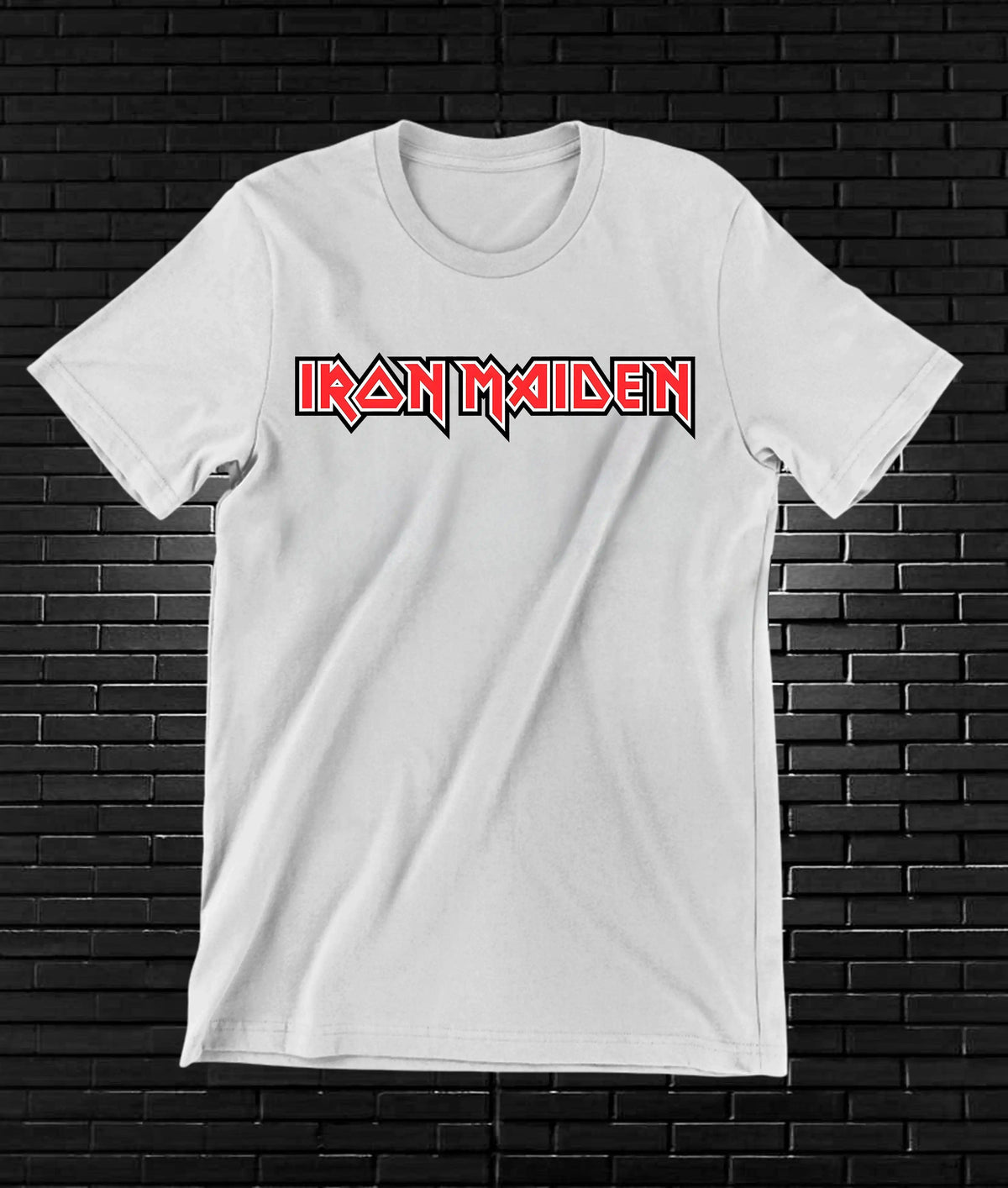Camiseta Iron Maiden – Logotipo clásico rojo · Blanca