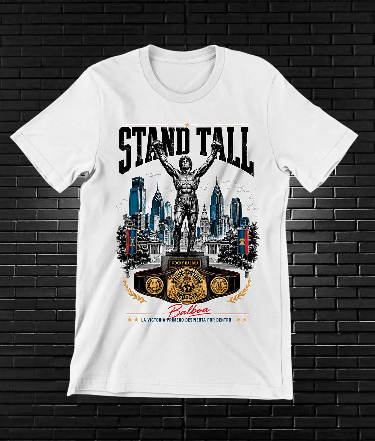 Camiseta Rocky – Stand Tall · Blanca