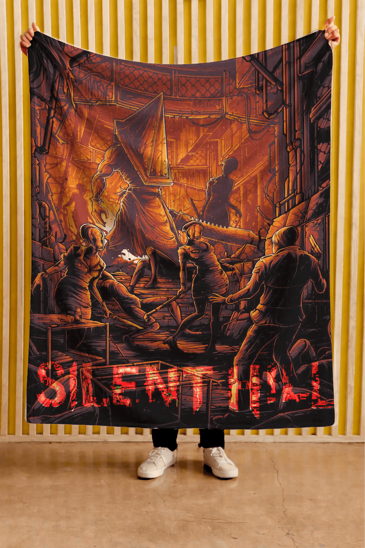 Cobija Silent Hill – Personajes · fuego y ruinas