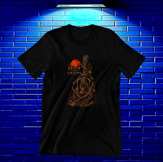 Camiseta Alice in Chains – Criatura entre ornamentos ocres · Negra