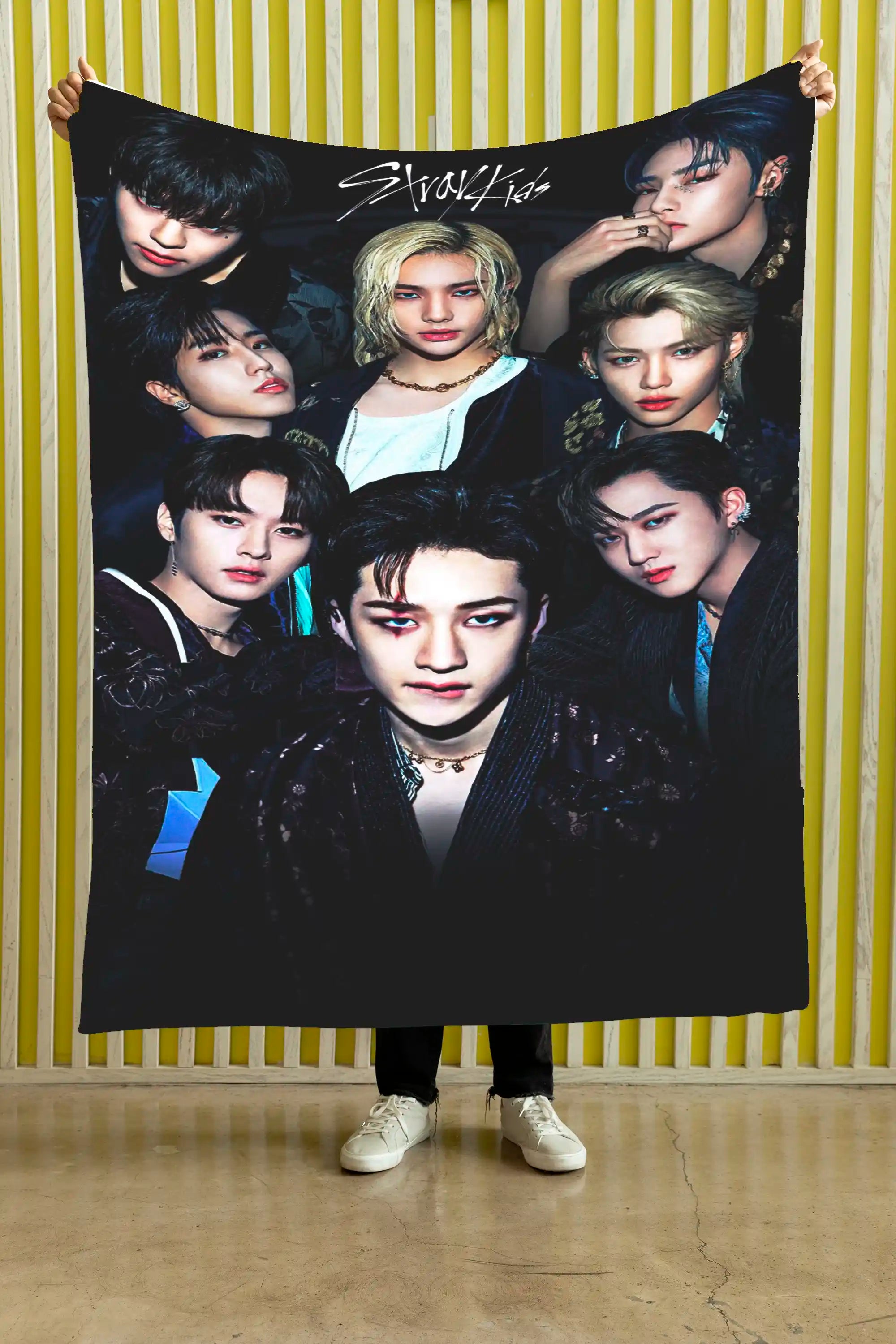 Cobija Stray Kids – NIMOR