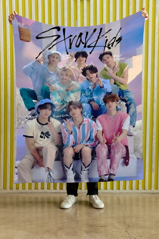 Cobija Stray Kids – Grupo · retratos azules