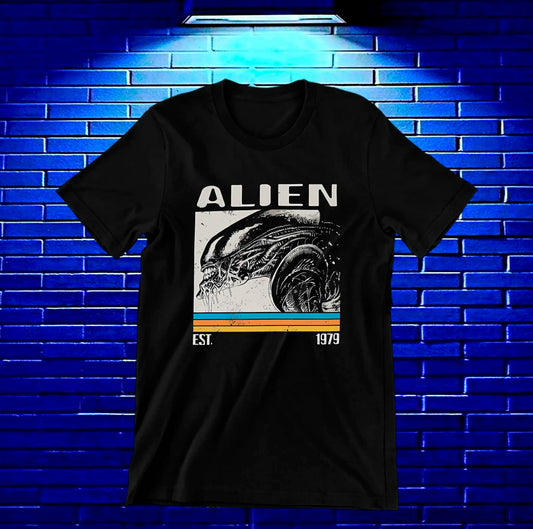 Camiseta Alien – Xenomorfo · cartel monocromático · Negra