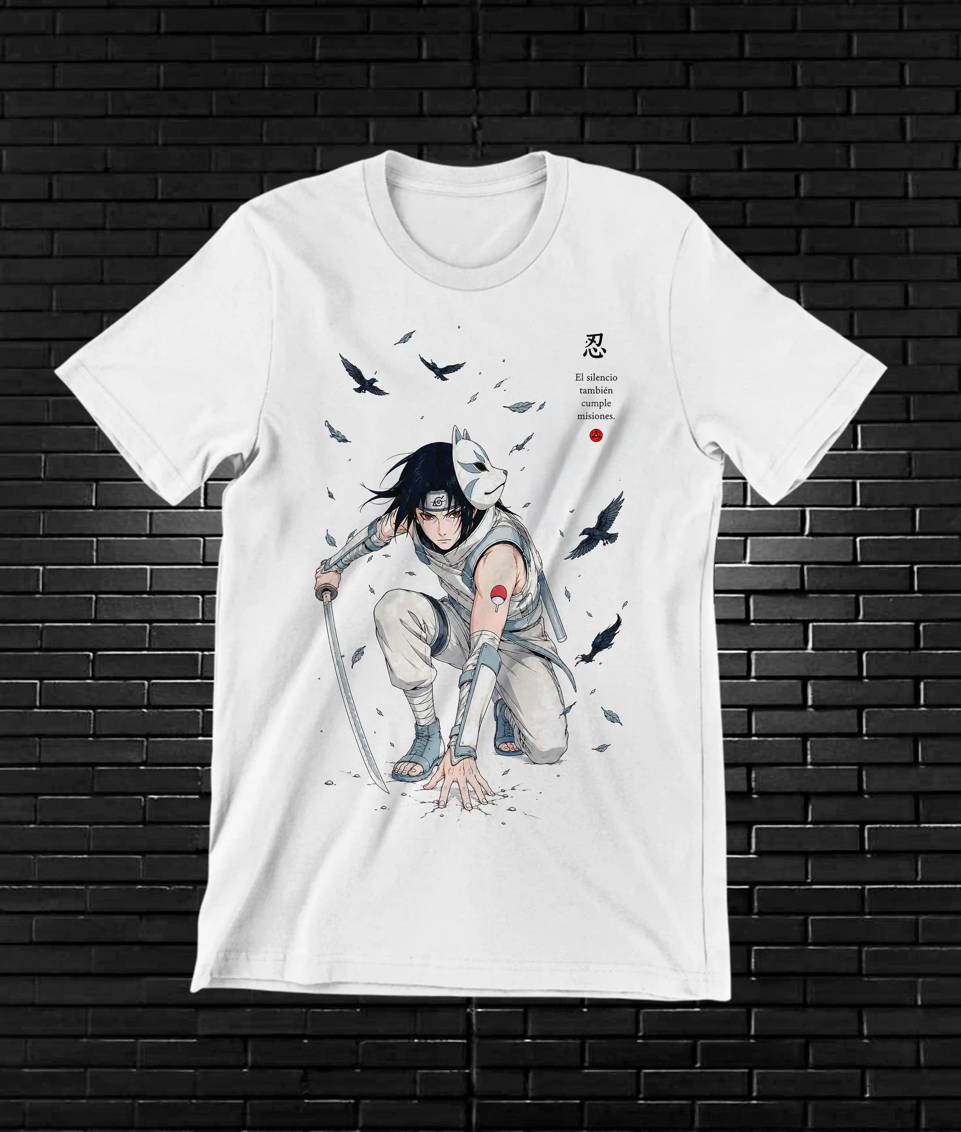 Camiseta Naruto Itachi diseño BANIX color blanco
