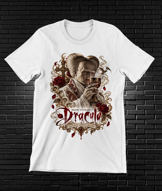 Camiseta Drácula de Bram Stoker – MELAR – Diseño BANIX – Blanco