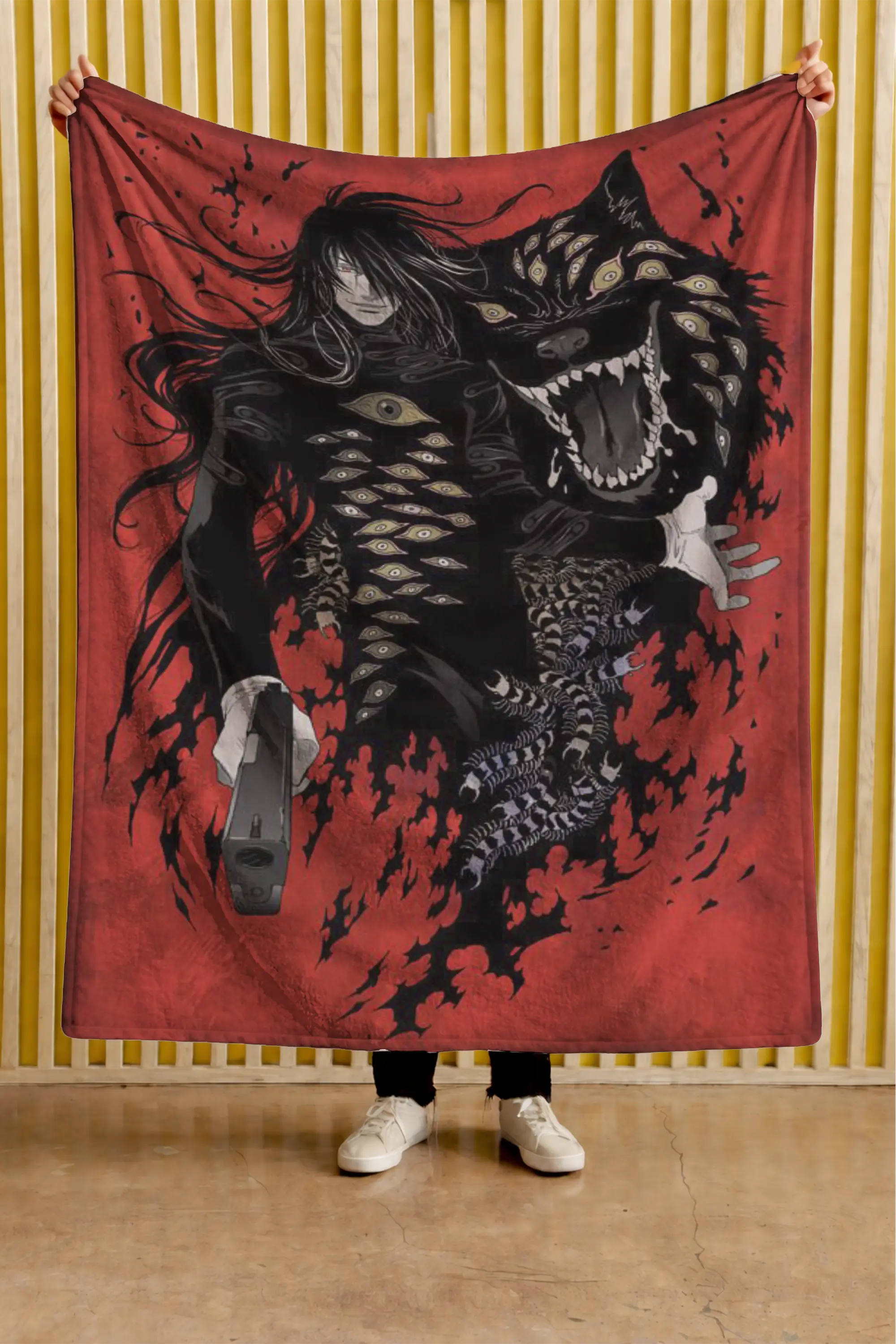 Cobija Hellsing – NIMOR