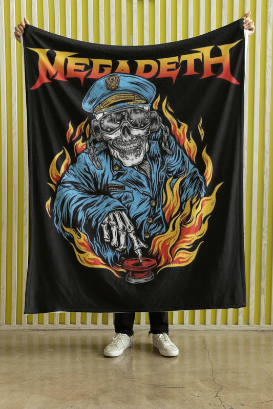 Cobija Megadeth – Vic Rattlehead · llamas