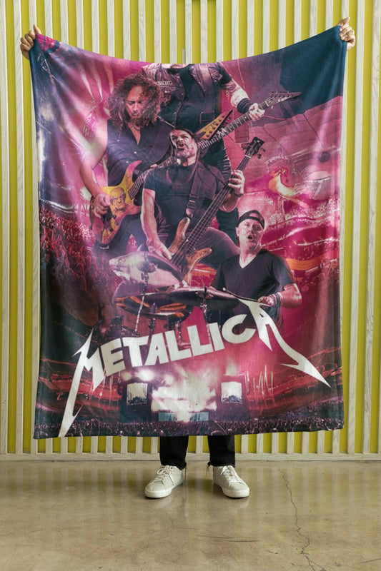 Cobija Metallica – Banda · collage violeta