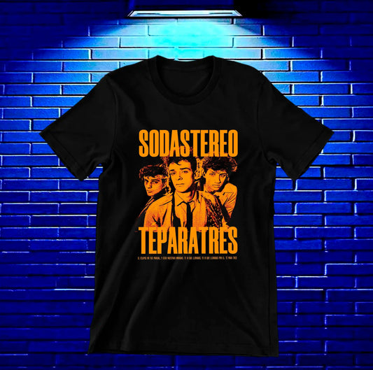 Camiseta Soda Stereo – Tres retratos amarillos · Negra