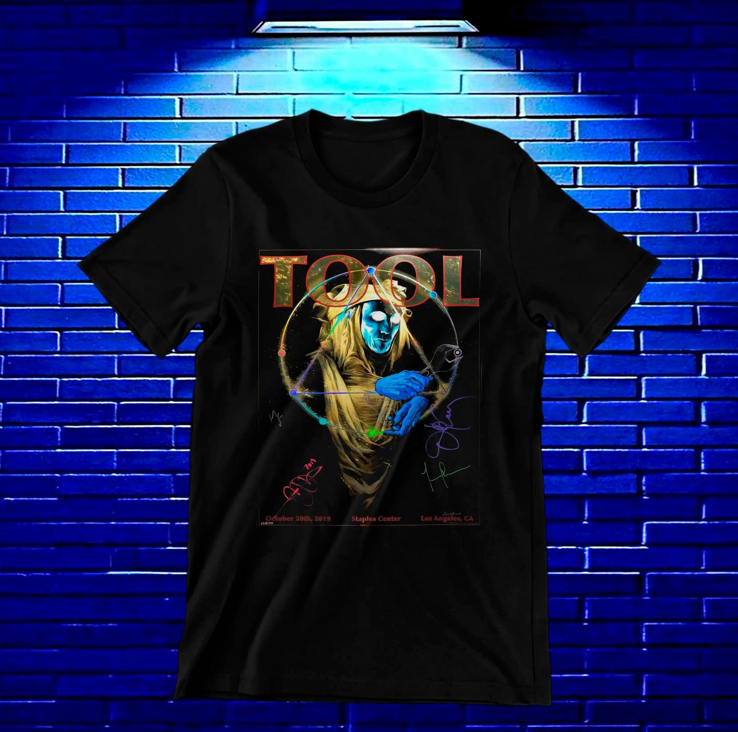 Camiseta Tool – CAMINE