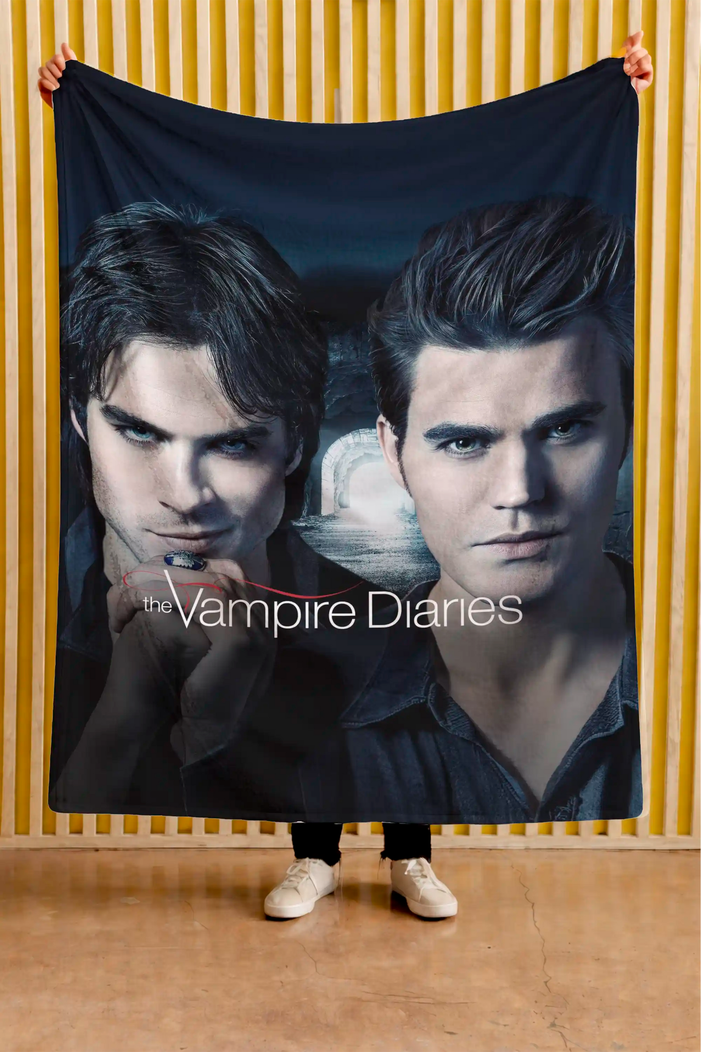 Cobija The Vampire Diaries – NIMOR