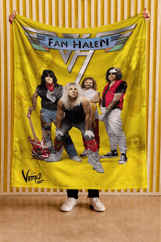 Cobija Van Helen – Banda · fondo amarillo